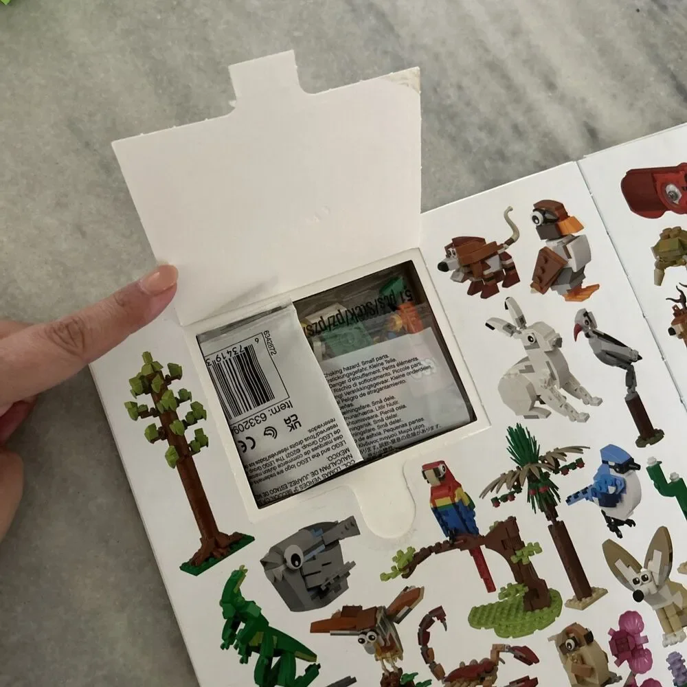 Lego Super Nature Book: Incl. 4 Exclusive Lego Mini Models Mixed Media Product